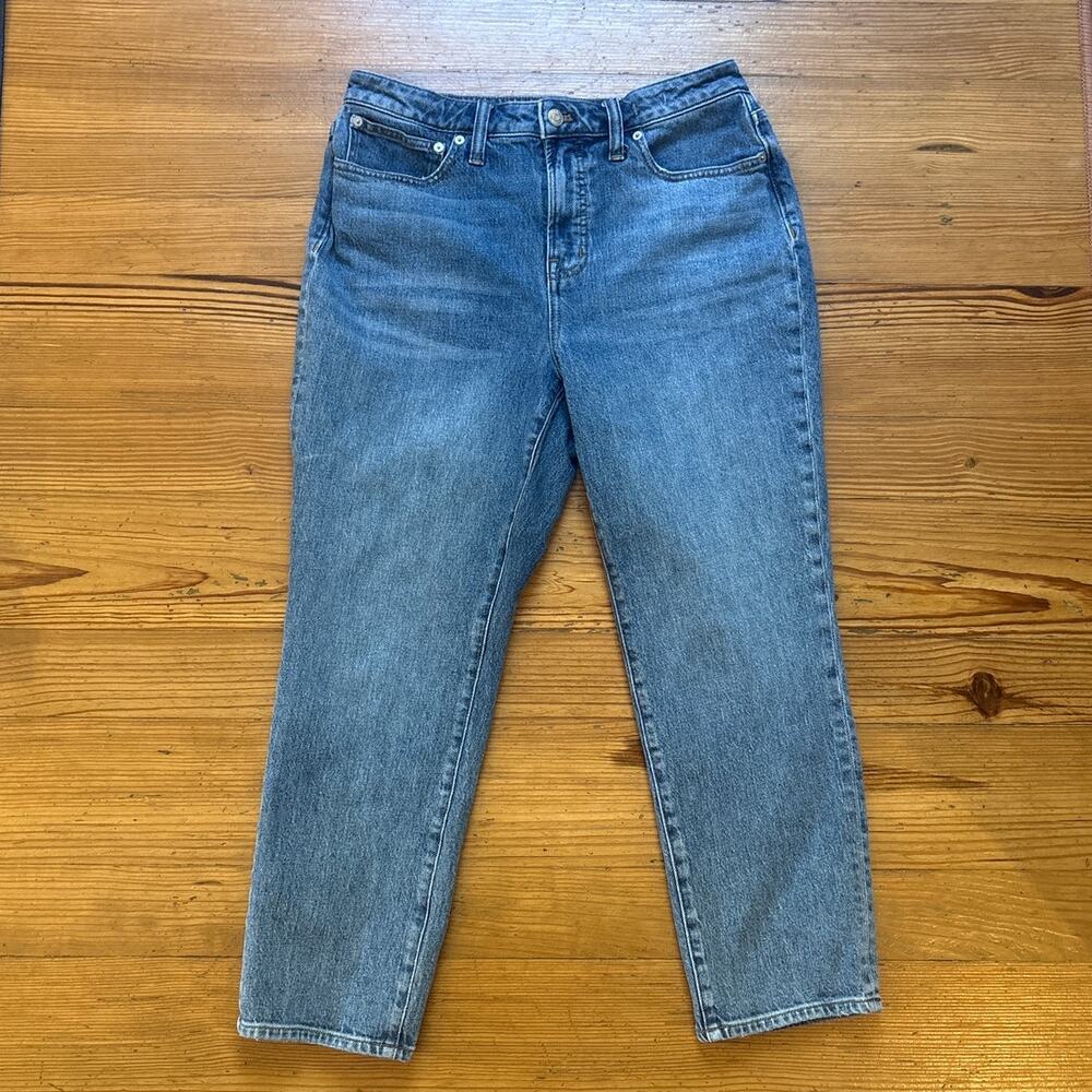 Madewell Straight Leg Jeans in Light-Medium Blue Wash